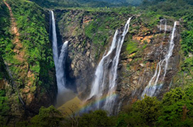 Top 10 biggest waterfalls to visit this monsoon