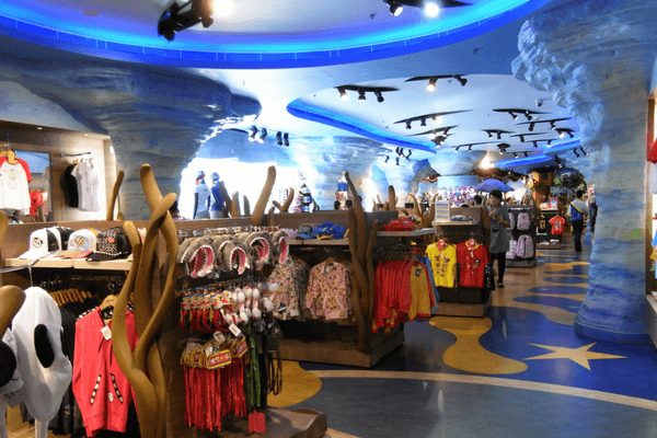 Enjoy The Thrills Of Ocean Park In Hong Kong