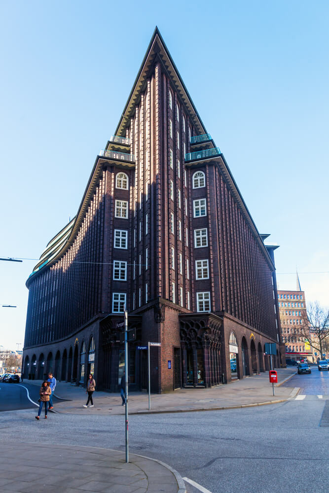 Chile House-Brick Expressionism Style of Architecture