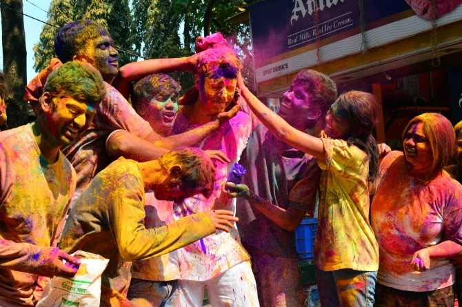 Mumbai - Holi Celebration