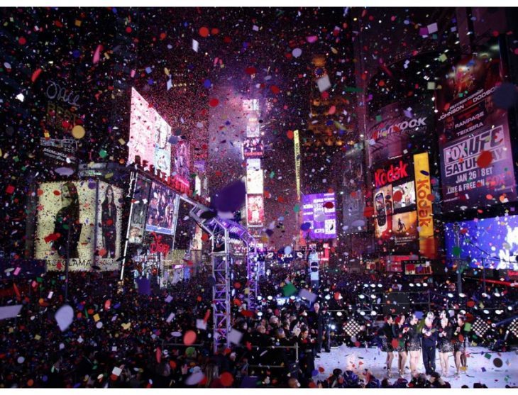 New York – Ball drop at midnight