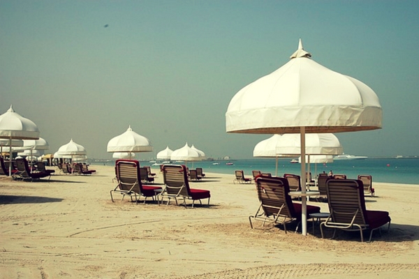 20 Free Things To Do In Dubai Relax on Dubai Beaches