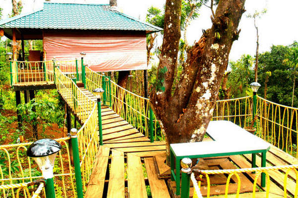 Kaivalyam Retreat Treehouse, Munnar