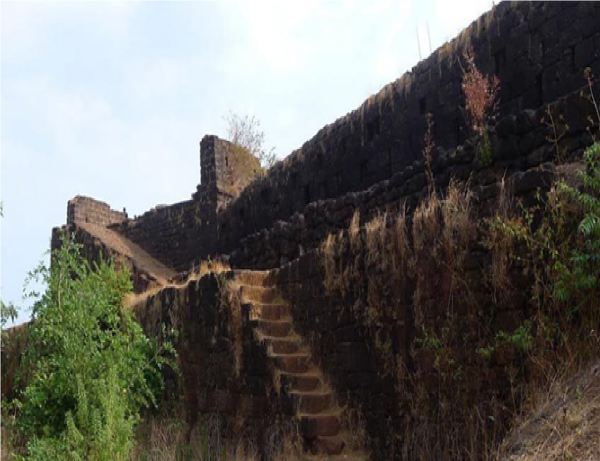 The Oldest Goan Fort -- 10 Places to see in Goa 