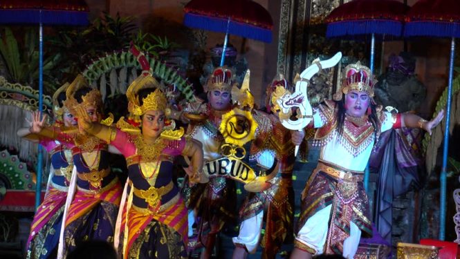 Cabaret Shows - The Alluring and Exciting Nightlife in Bali Cabaret Shows - The Alluring and Exciting Nightlife in Bali