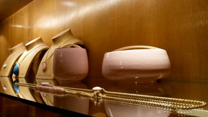 Helena Rohner - Shopping Spain