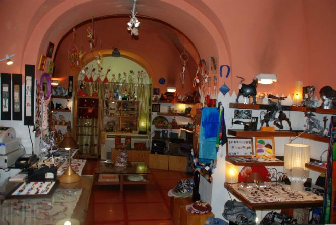 El Arco Artesania - Shopping in Spain 