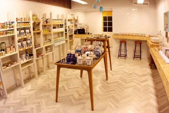 Les Topettes - Shopping in Spain 