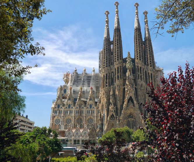 sagrada-familia - A Bucket List of Places to visit in Europe!