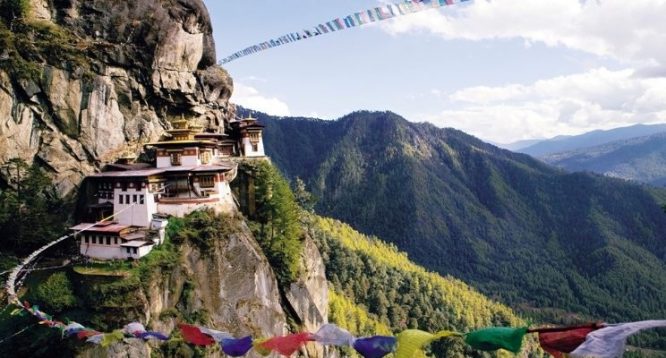 Bhutan-shopping in Bhutan