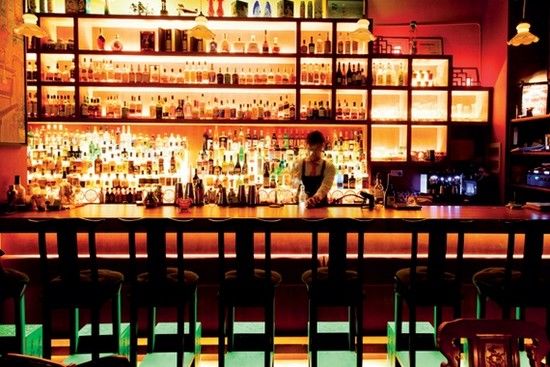 Bars and Clubs-China's Nightlife
