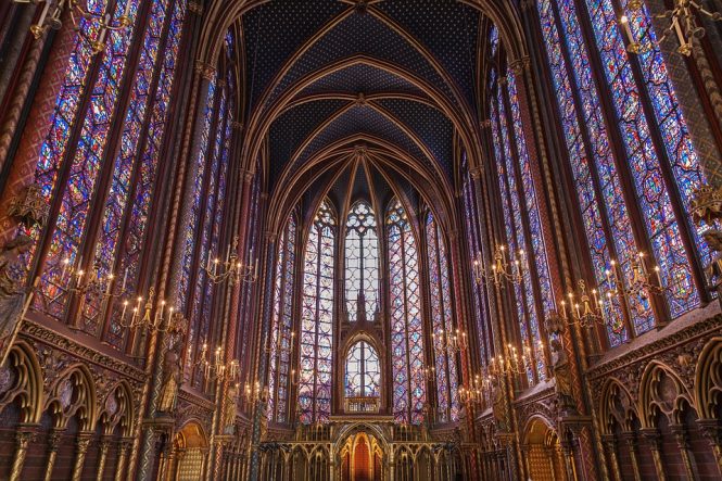 Sainte-Chapelle - Paris Attractions
