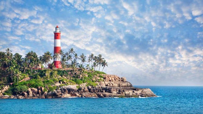 Kovalam- Beach Destinations in India for Honeymoon Kovalam- Beach Destinations in India for Honeymoon