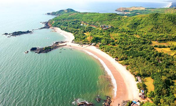 Half MOnn Beach Gokarna