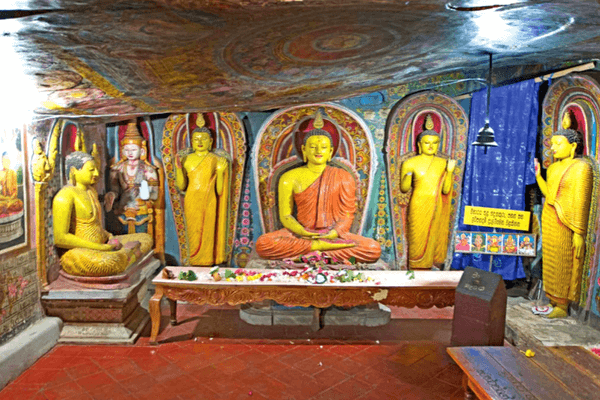 Buddhism in Sri Lanka – 10 Important Facts you must know Buddhism in Sri Lanka – 10 Important Facts you must know