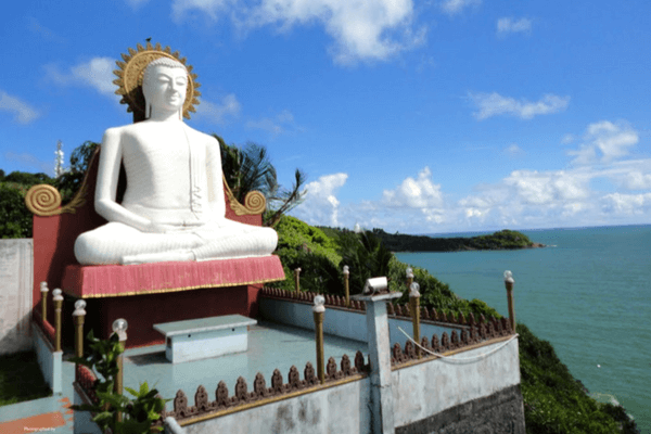 Buddhism in Sri Lanka – 10 Important Facts you must know Buddhism in Sri Lanka – 10 Important Facts you must know