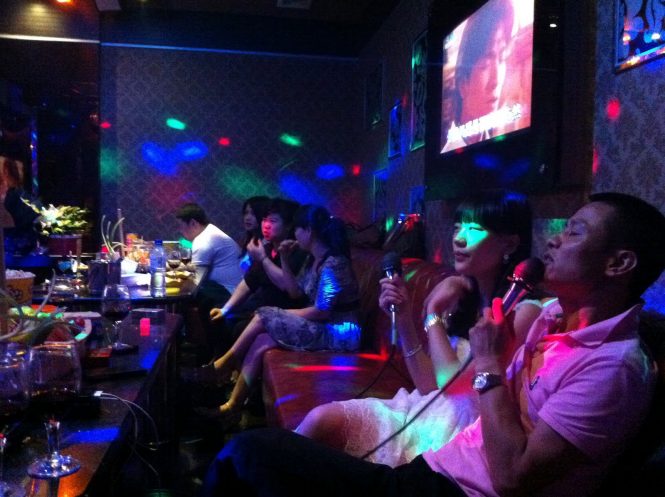 Karaoke-China's Nightlife