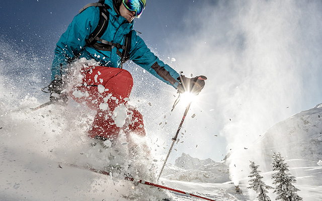 Skiing- Adventure Activities in Uttarakhand