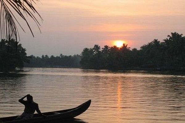 Kayamkulam Lake-places to visit in Alleppey