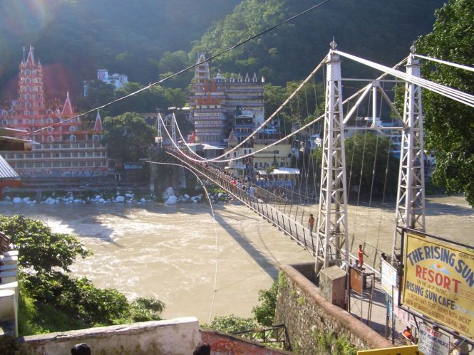  Laxman Jhula-River rafting in Rishikesh