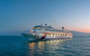 Luxurious Cruise in Arabian Sea