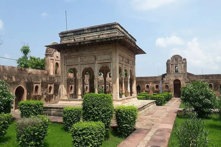 Cenotaph of Raja Gangadhar Rao