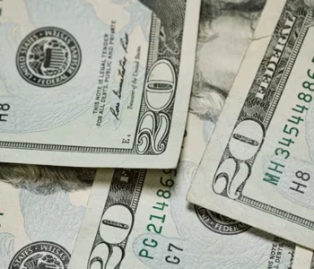 US Dollar (USD) to Indian Rupee